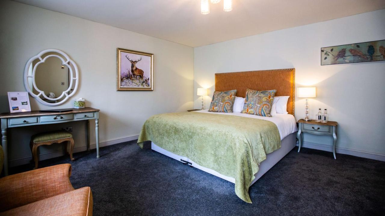 The Wyndham Hotel Clearwell Екстериор снимка