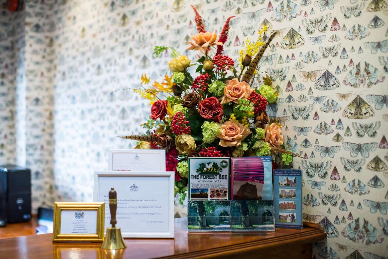 The Wyndham Hotel Clearwell Екстериор снимка