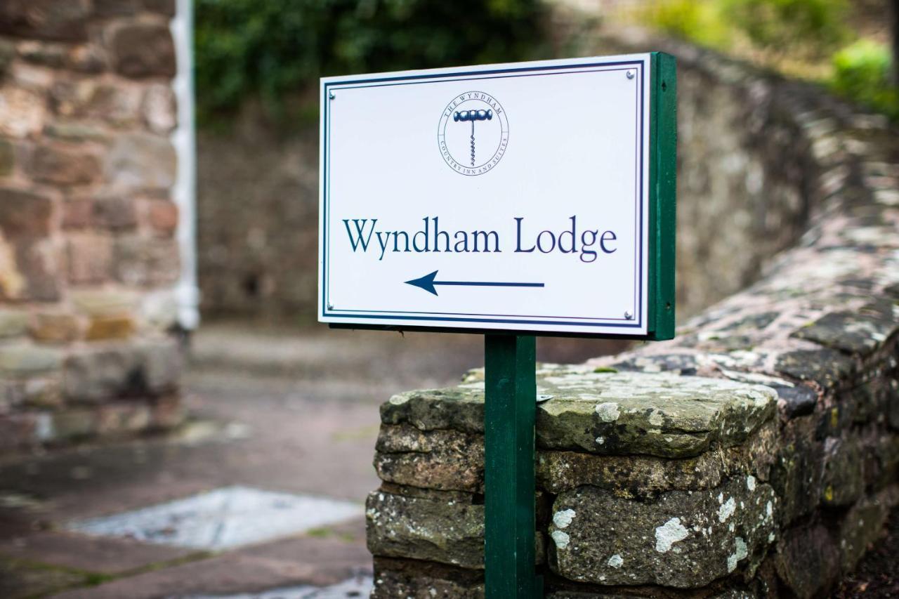 The Wyndham Hotel Clearwell Екстериор снимка