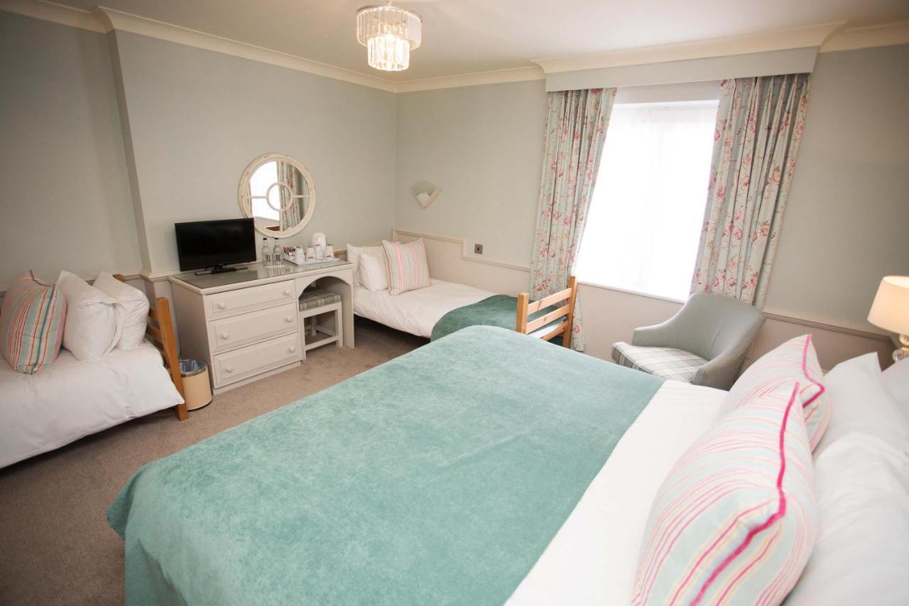 The Wyndham Hotel Clearwell Екстериор снимка